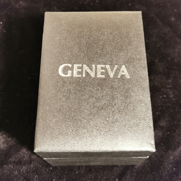 NWOT Geneva Watch 7294 - Picture 2 of 2